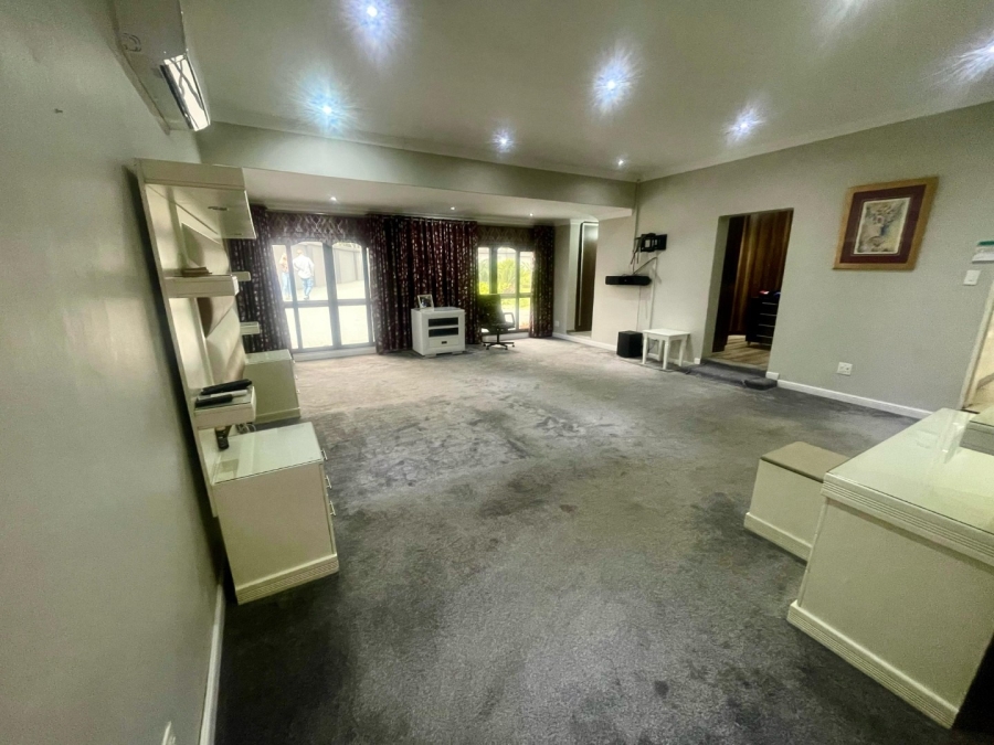 3 Bedroom Property for Sale in Protea Park North West